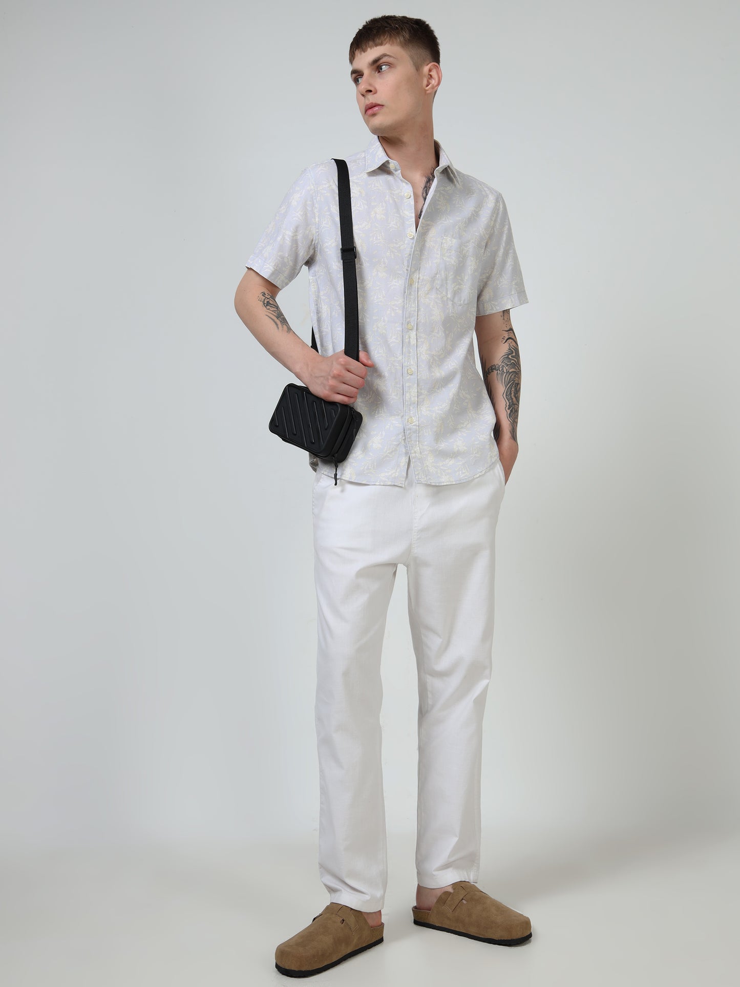 Martin Smith Men’s Regular Fit Cotton Linen Half Sleeves Casual Shirt