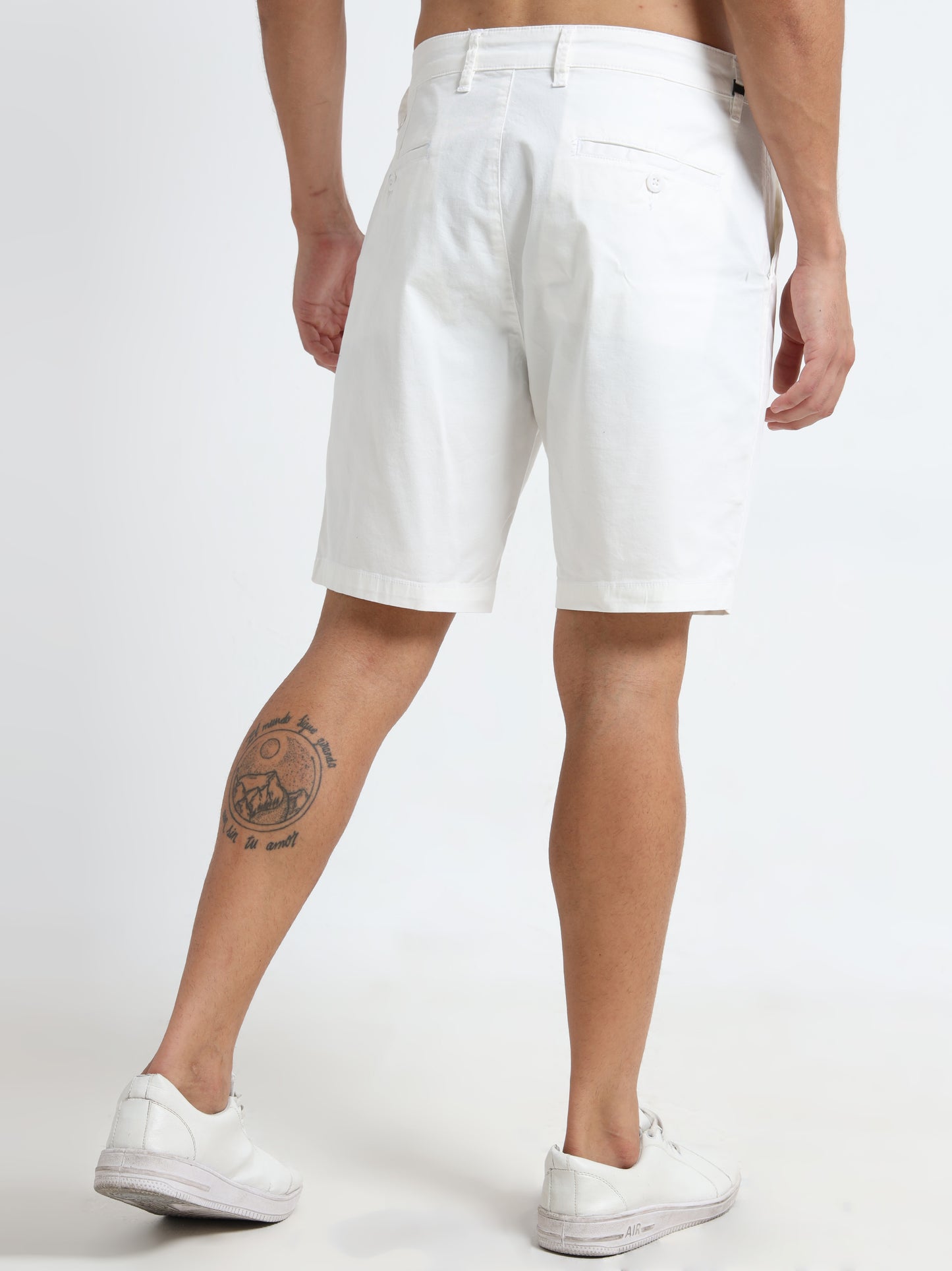 Lycra-Chinos white shorts