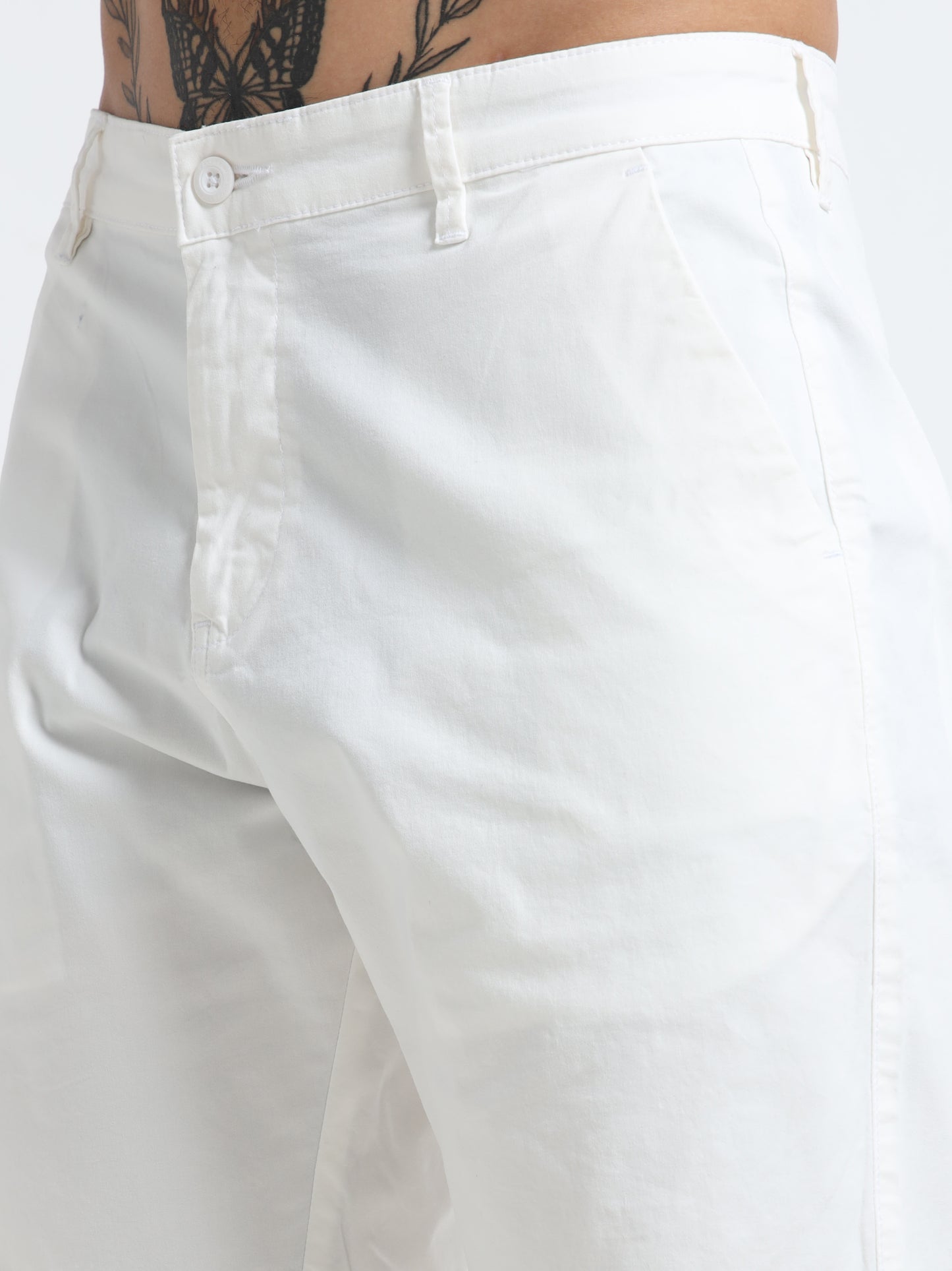 Lycra-Chinos white shorts