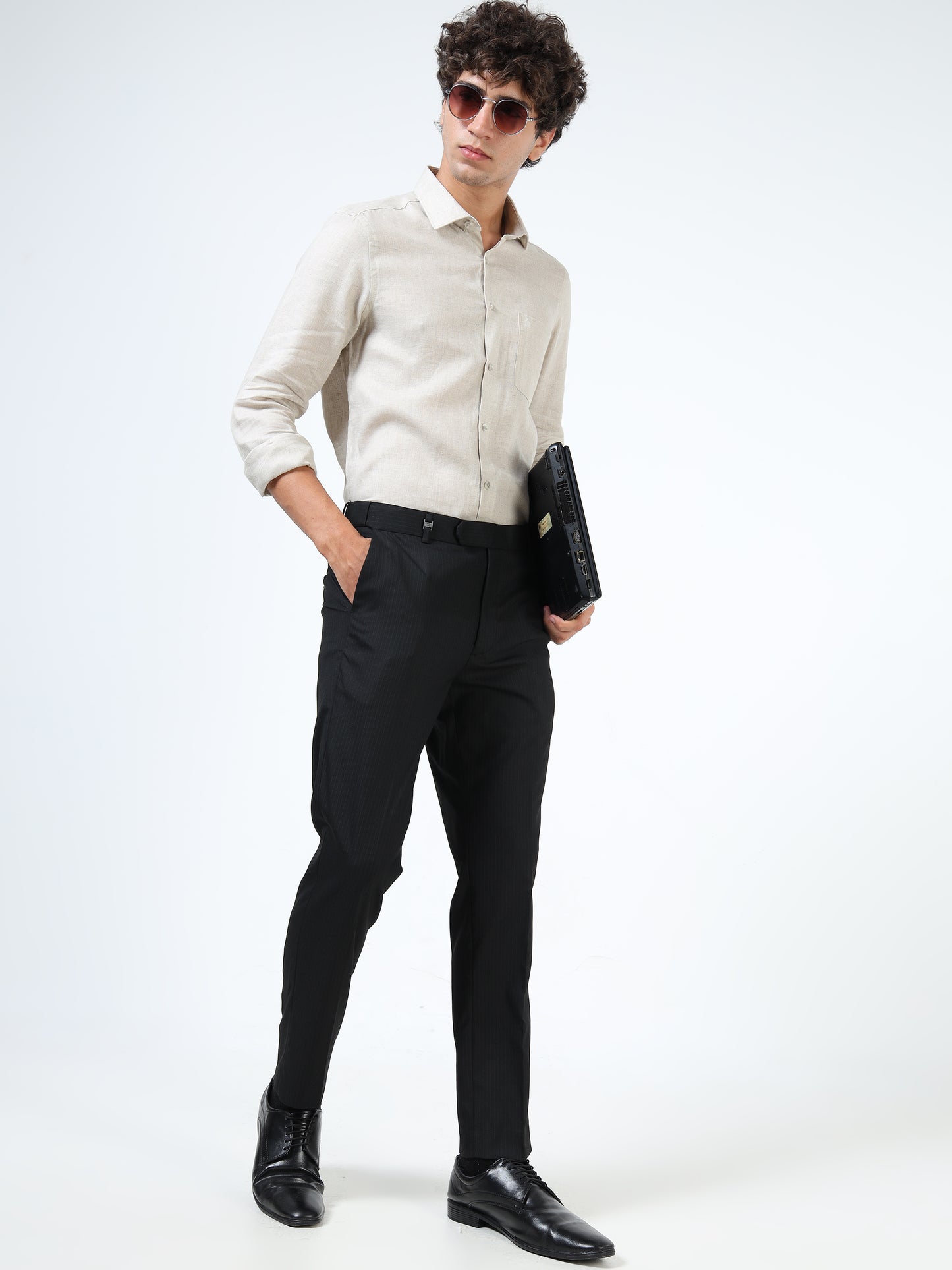 Soft Iron Flexi Tailored Trouser In Black