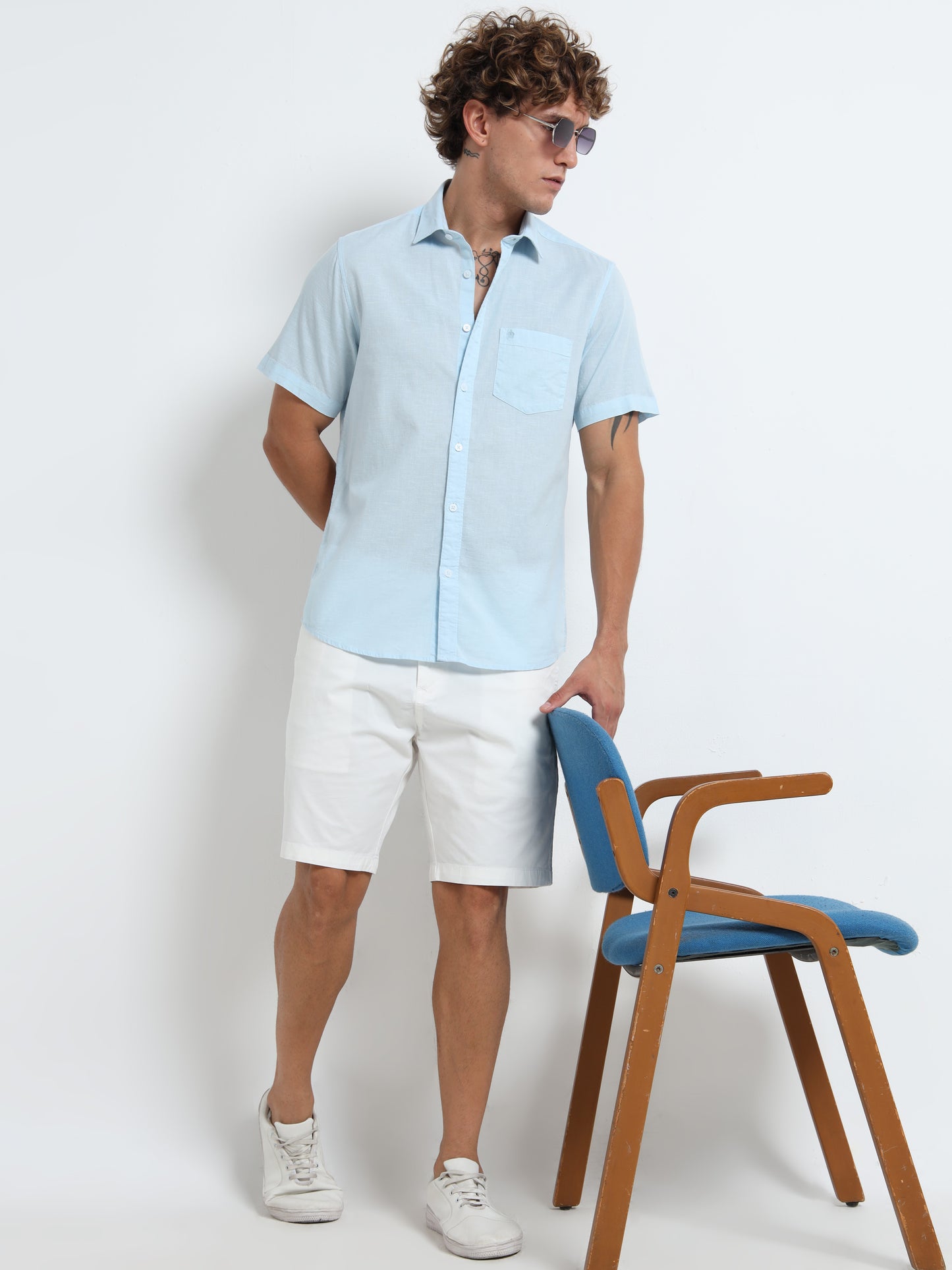 Lycra-Chinos white shorts