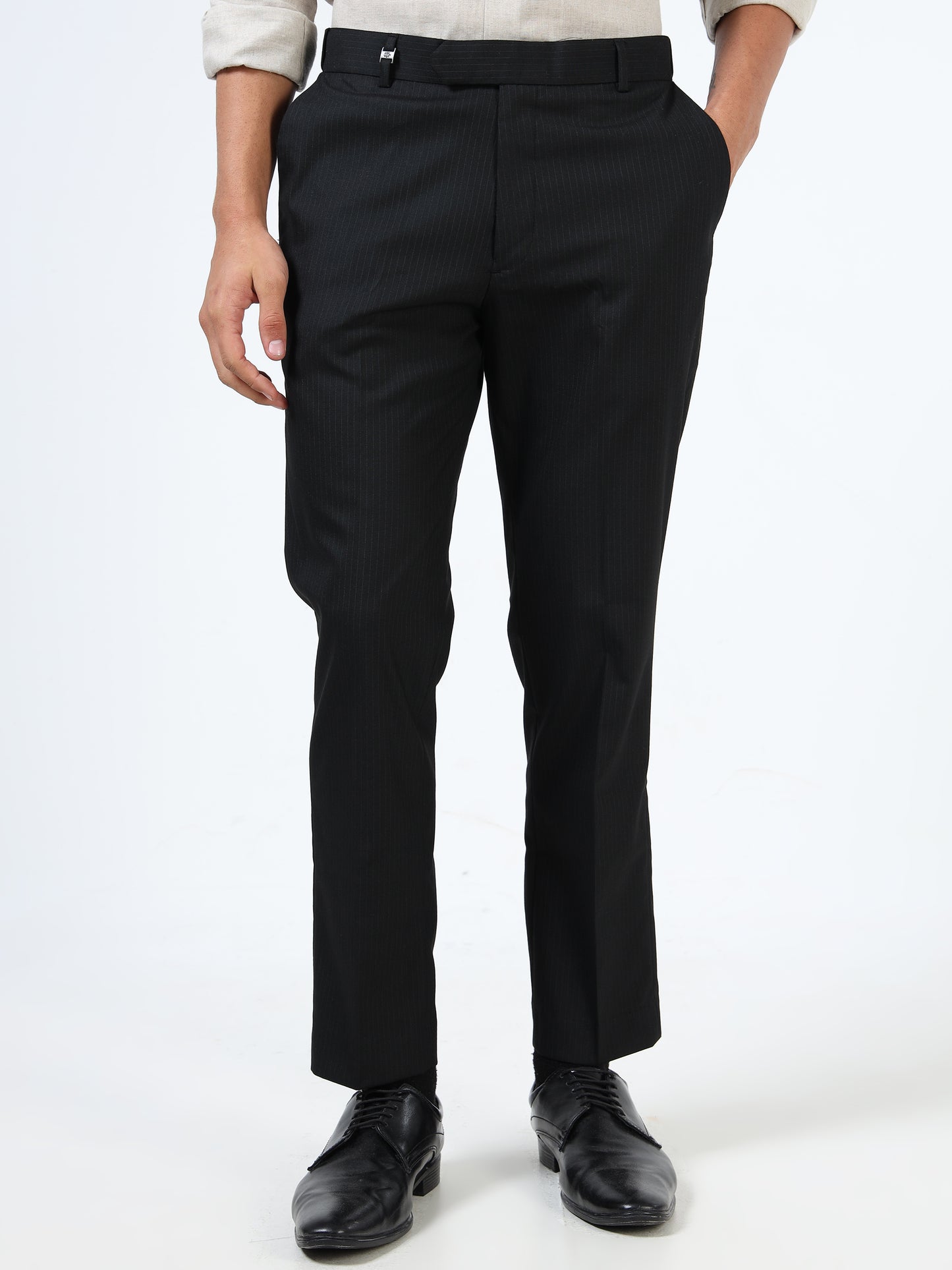 Soft Iron Flexi Tailored Trouser In Black