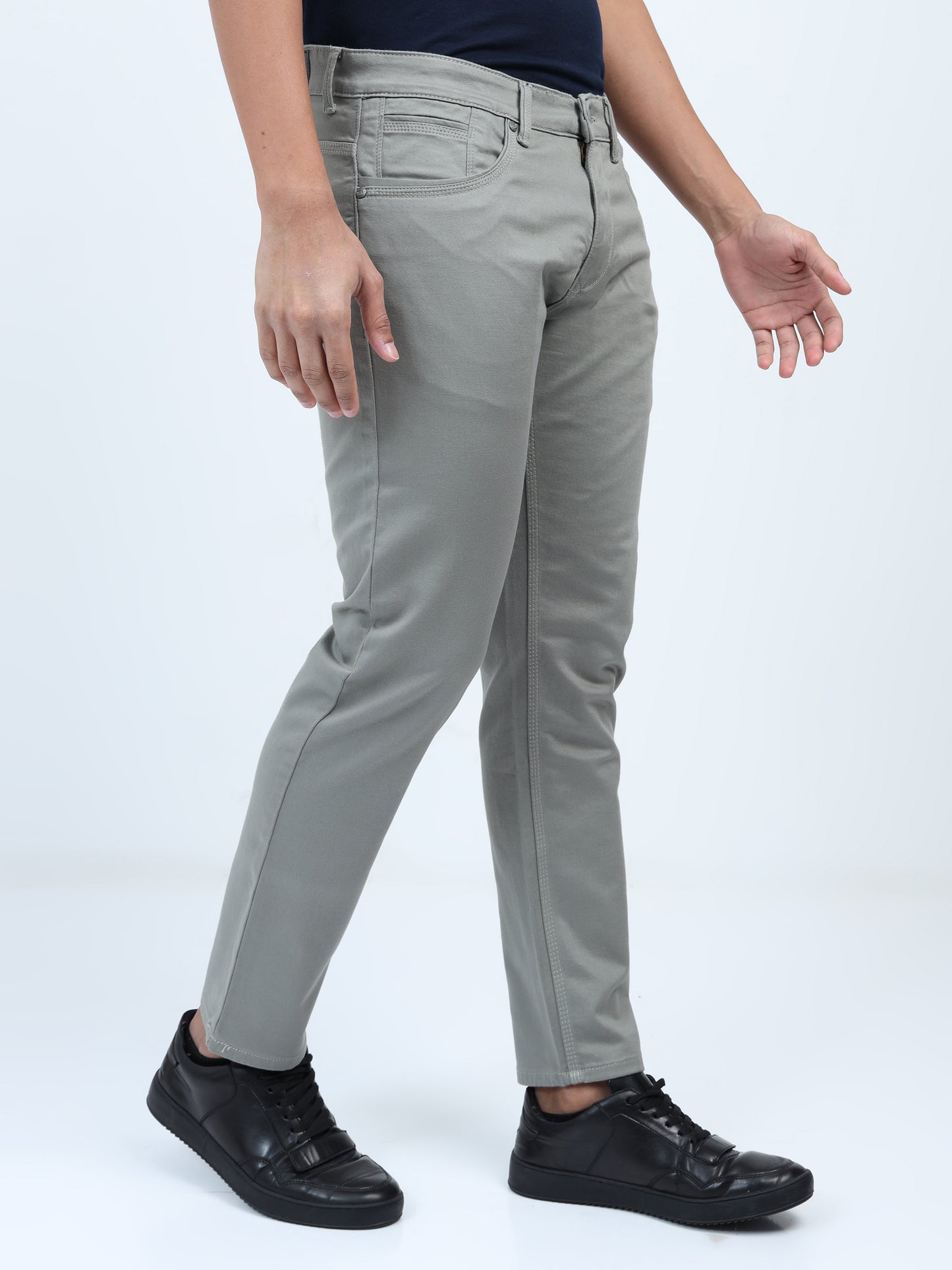 Classic Denim Jeans – Grey